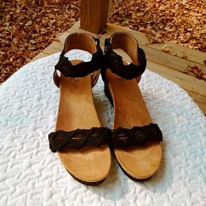 Vintage 7 Eight Black Crochet Wedge Sandals